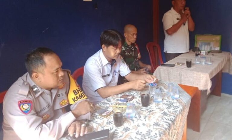 Pemerintah Pekon Tembakak Way Sindi Salurkan BLT DD