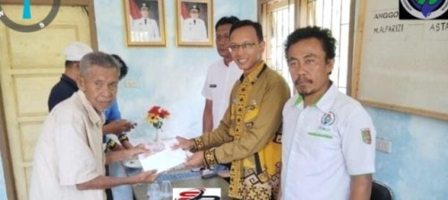 Pekon Bandar Dalam Pulau Pisang Salurkan BLT-DD Tahap II Tahun 2025 kepada 19 KPM
