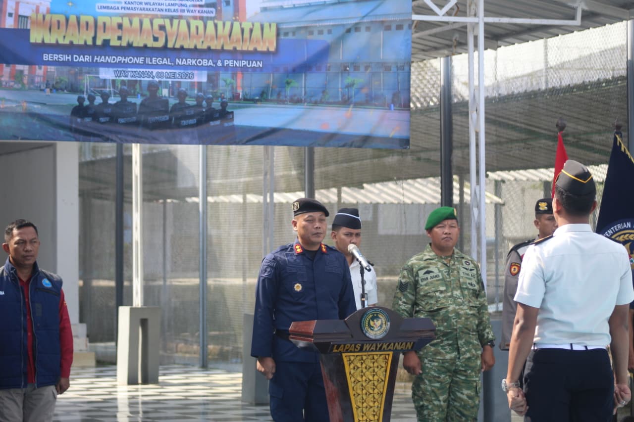 Tegaskan Komitmen Bersih dari Halinar, Jajaran Lapas Way Kanan Lakukan Ikrar Pemasyarakatan.